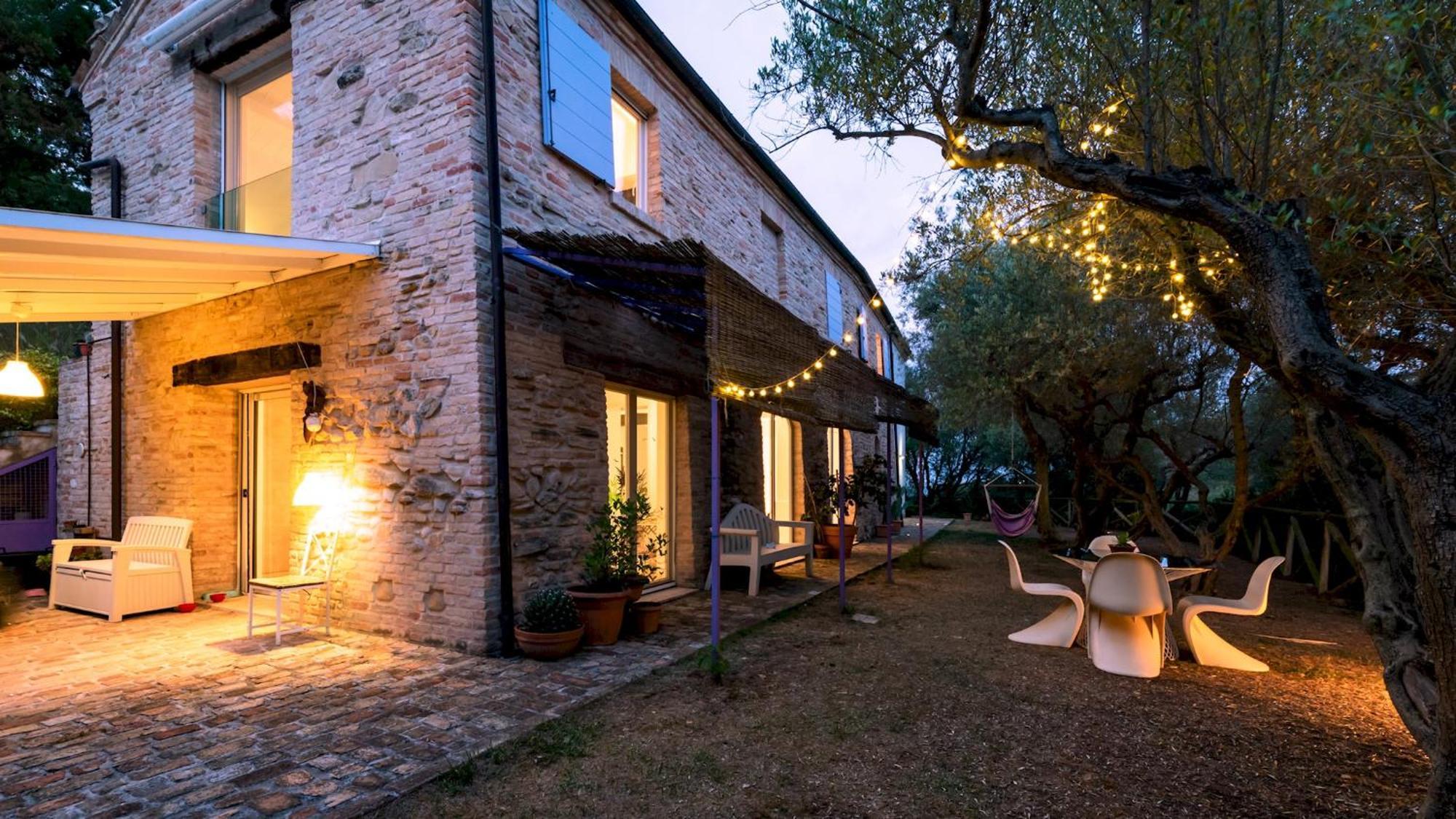 Casa Cantagallo 4&4, Emma Villas Фермо Екстериор снимка